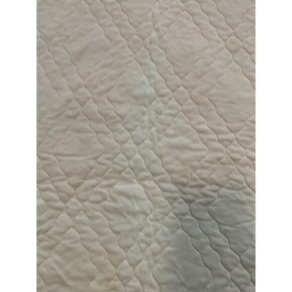 Vintage Baby Quilt Blanket – Pastel Animals, Quilted, Satin Trim – 1980s Style - Picture 5 of 7